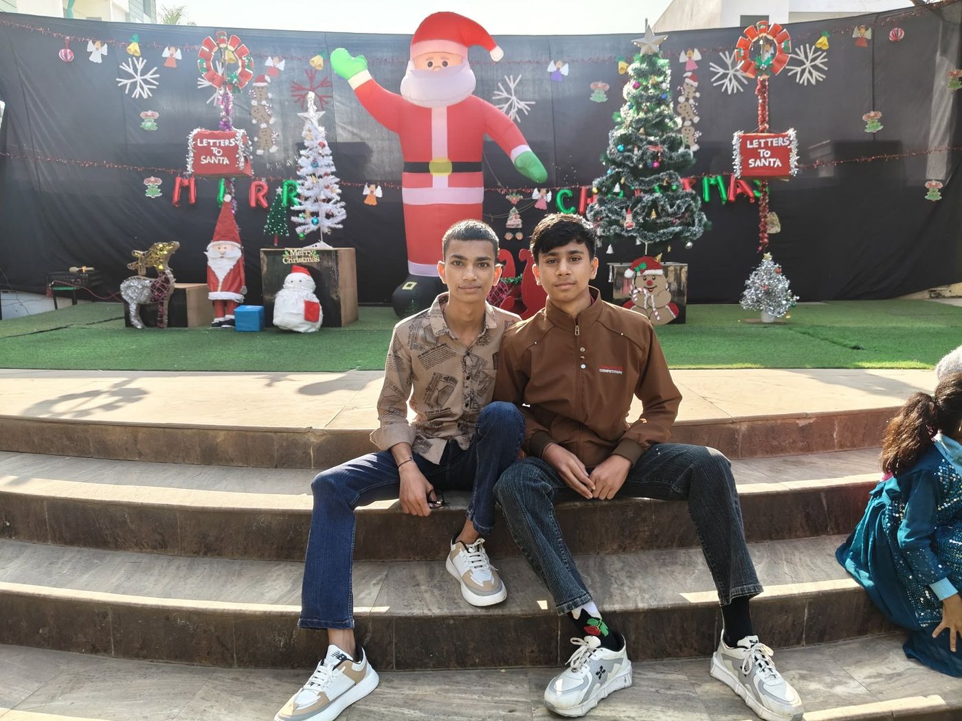 Festival celebration at Navrachna Public Sr Sec School 18